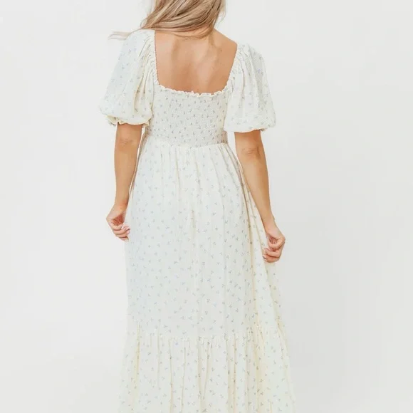 Chic Off-Shoulder Cream Maxi Dress - Picture 3 of 6